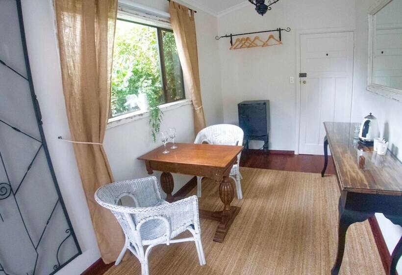 بنسيون Bakehouse  38 Restaurant & Guesthouse