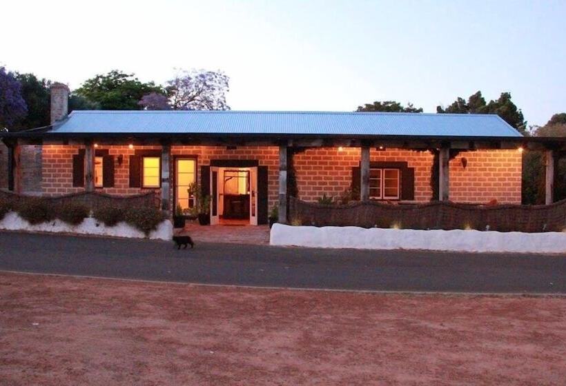 بنسيون Bakehouse  38 Restaurant & Guesthouse