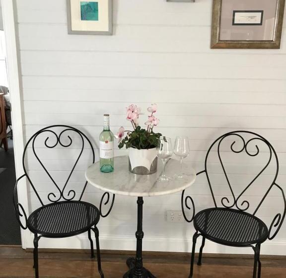 بنسيون Drayshed Cottage