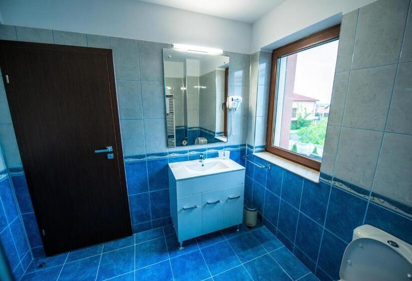 Пансион Elina