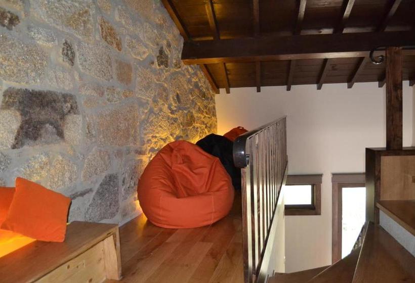 פנסיון Encosta Do Sossego