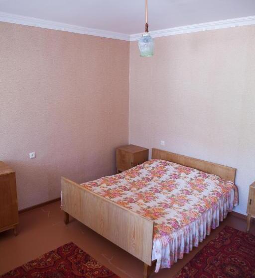 پانسیون Guest House Salome