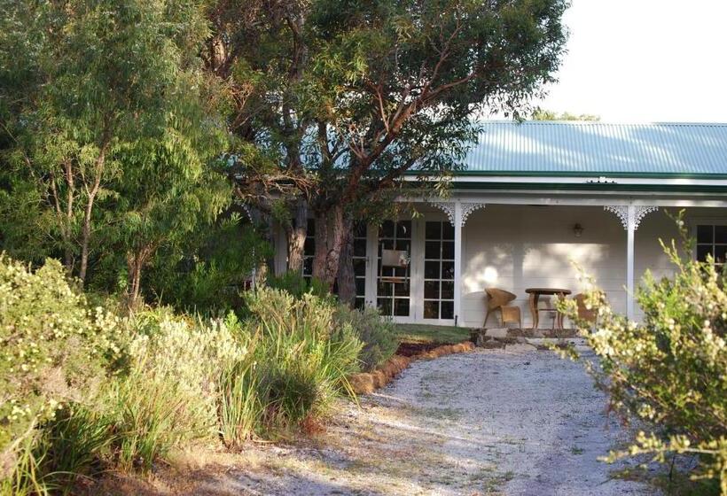 膳宿费 Llewellin S Guest House