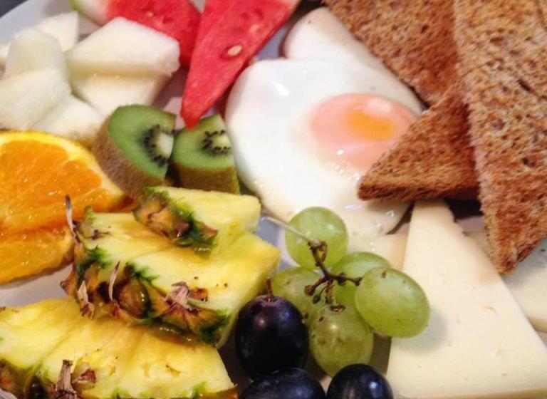 بنسيون Olive Branch El Chorro