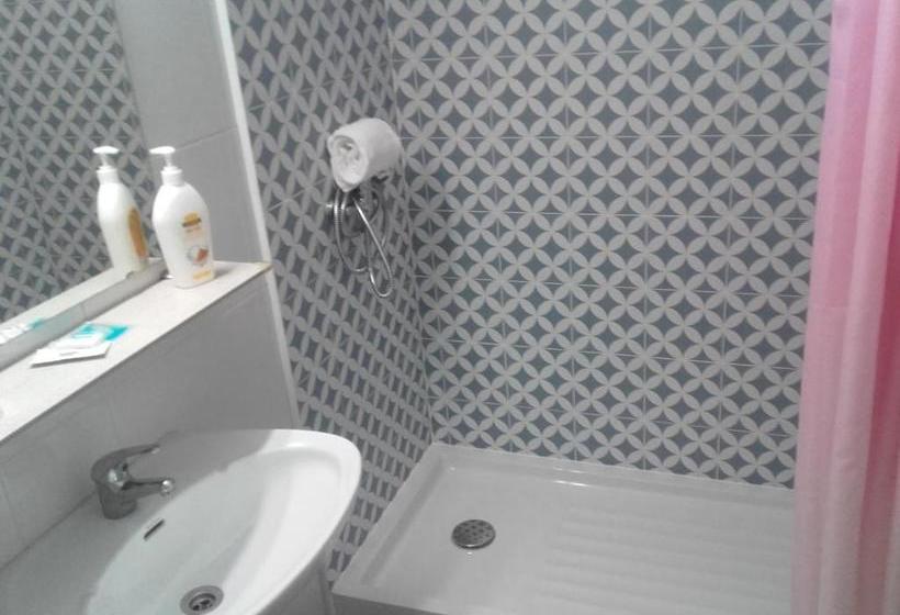 بنسيون Residencial Tropicália Al