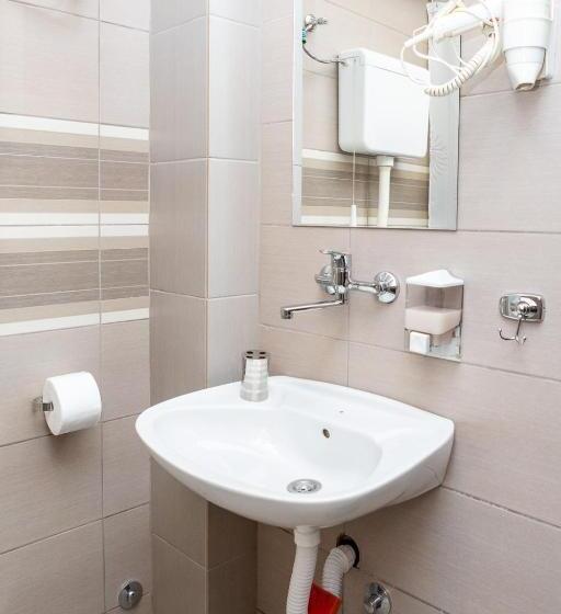 پانسیون Smeštaj Luka