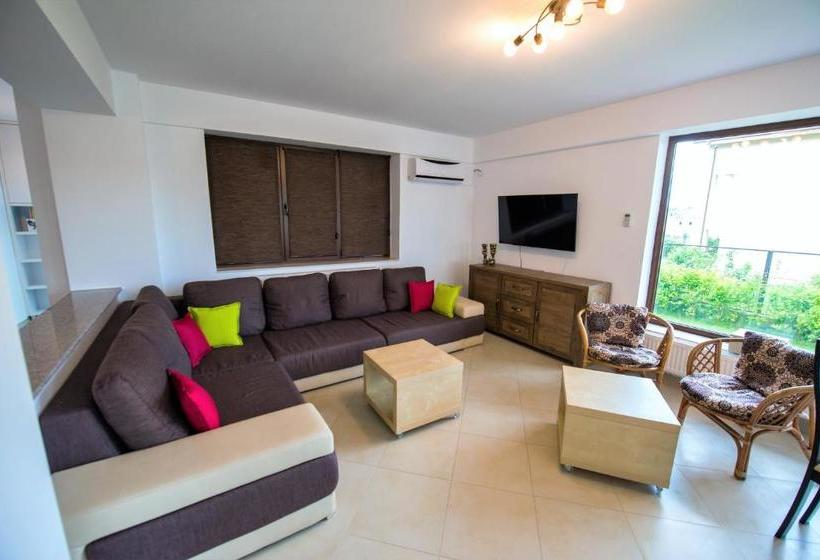 Пансион Elina