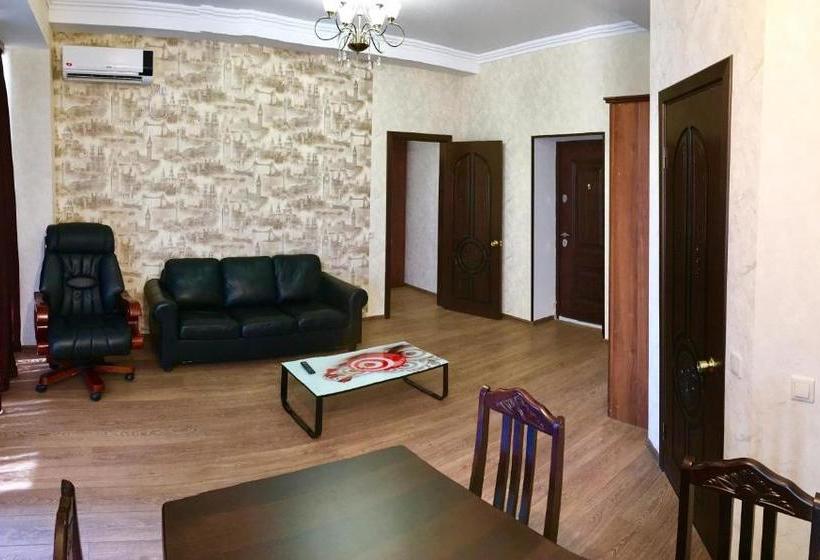 پانسیون Zentralny Guest House