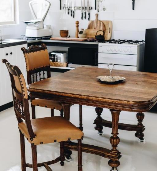 אתר נופש Esperance Chalet Village