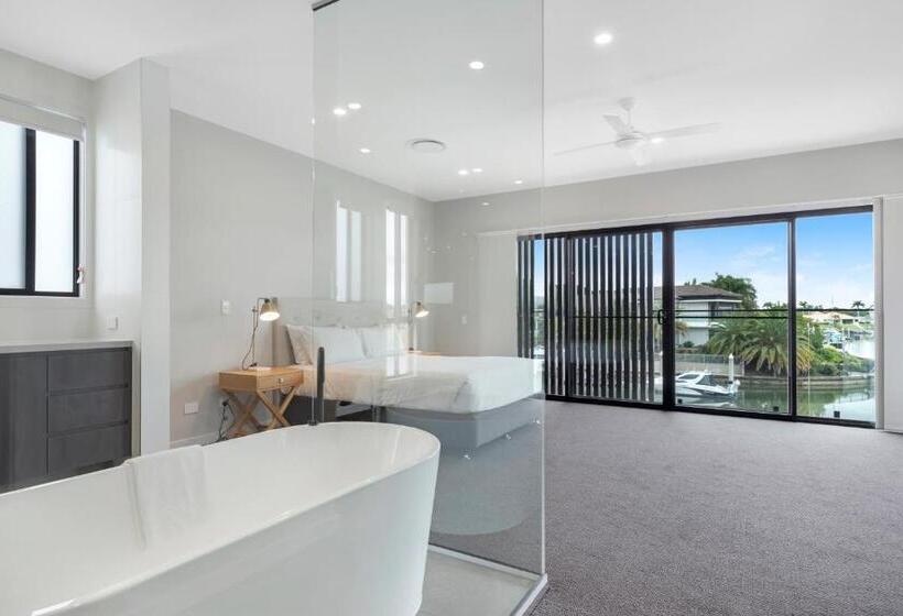 استراحتگاه The Residences At The Peninsula