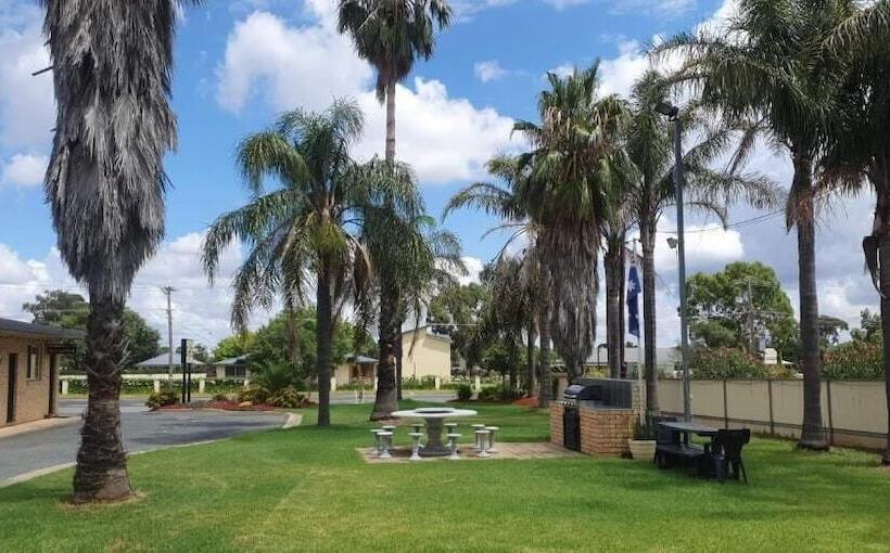 Temora Motel