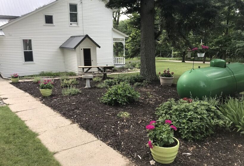 The Cottonwood Inn B&b