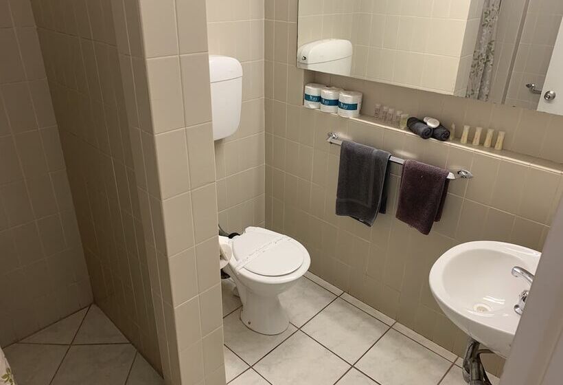 The Stuart Hotel Motel