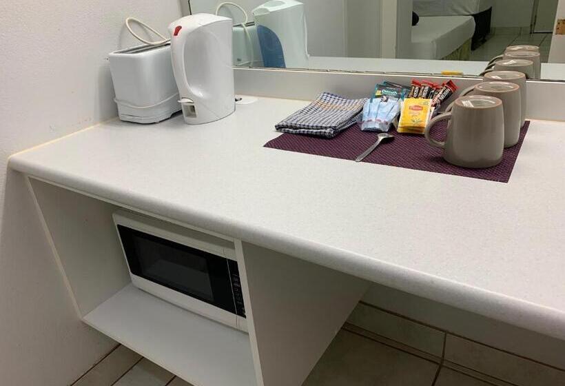 The Stuart Hotel Motel