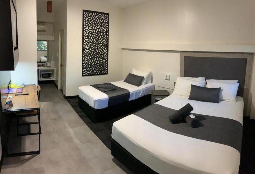 The Stuart Hotel Motel