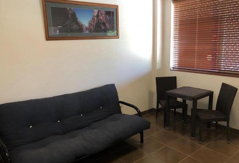 The Stuart Hotel Motel