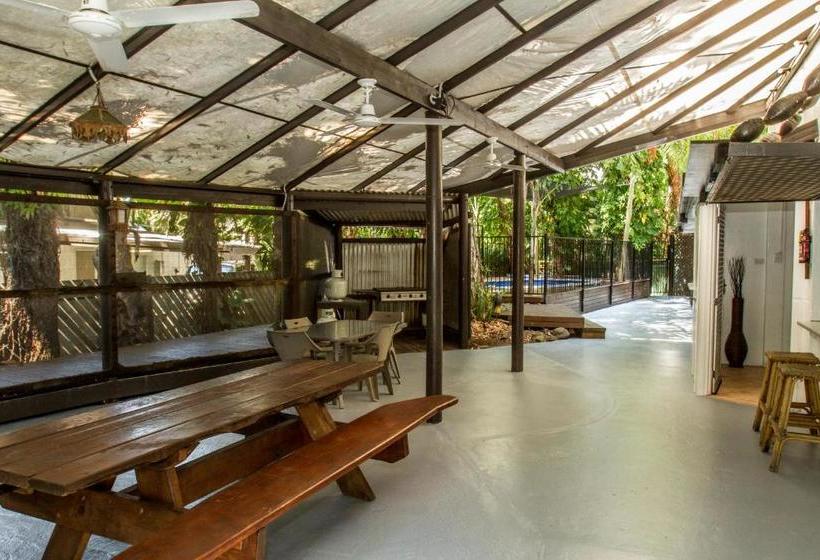 Hostel Cairns Beaches Flashpackers