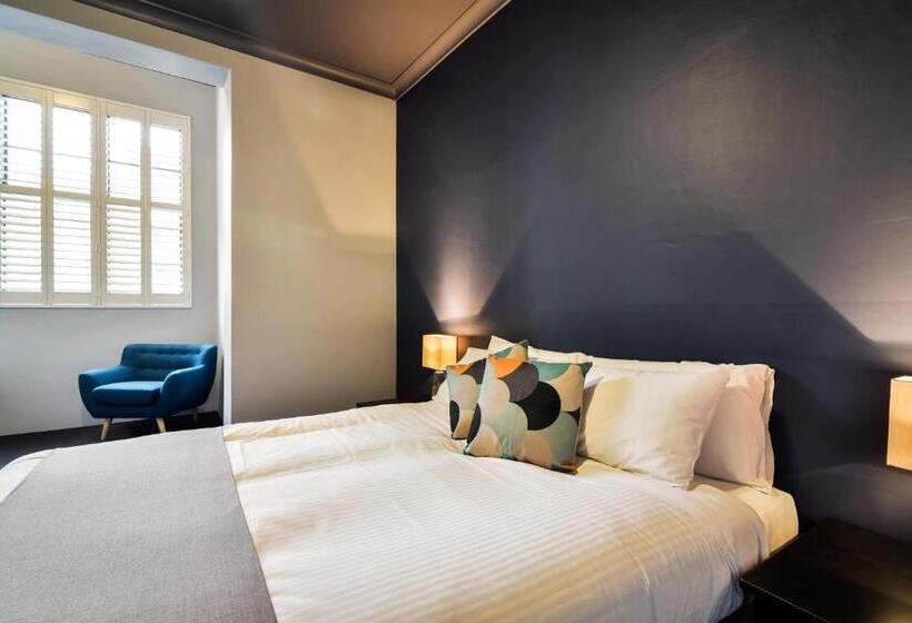 هاستل Canobolas