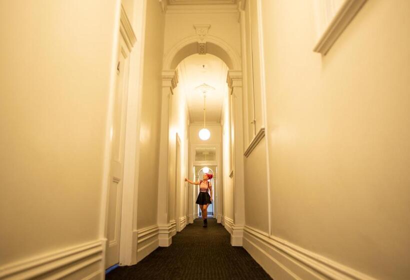הוסטל The Mansion Melbourne