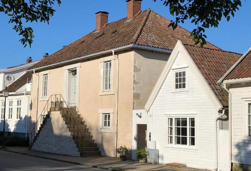 호스텔 The Old Jailhouse Mandal