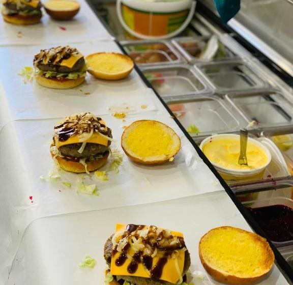 Alpine Country Motel And Metro Roadhouse Cooma