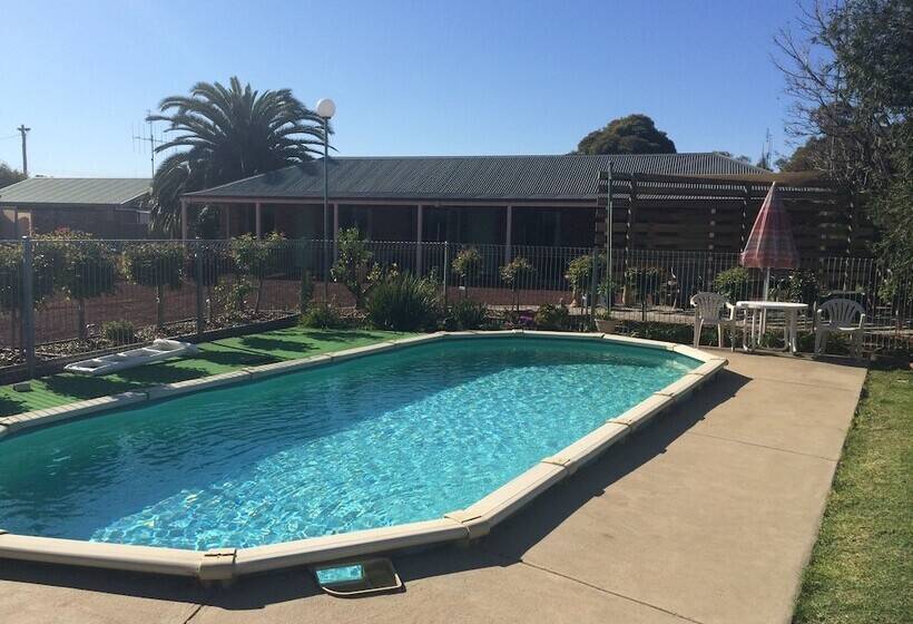 Barham Colonial Motel