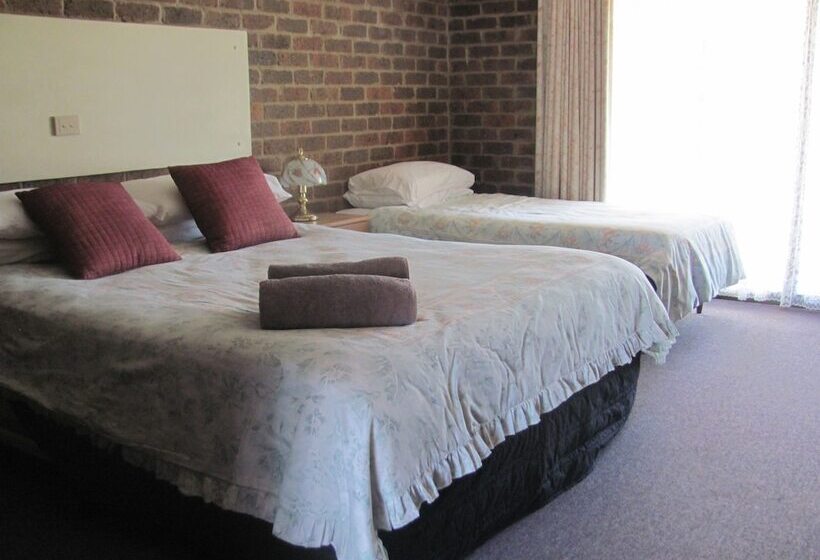 Barham Colonial Motel