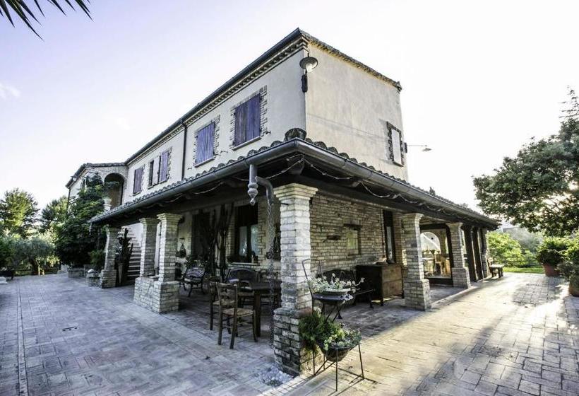 ベッドアンドブレックファースト Agriturismo Col Morino