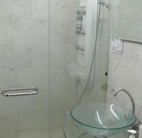 Bed and Breakfast Petite Homestays