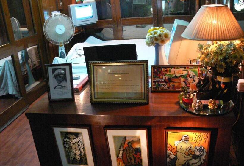 Bed and Breakfast Petite Homestays