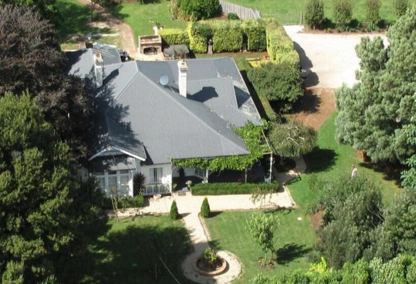 مبيت وإفطار Willow Lodge