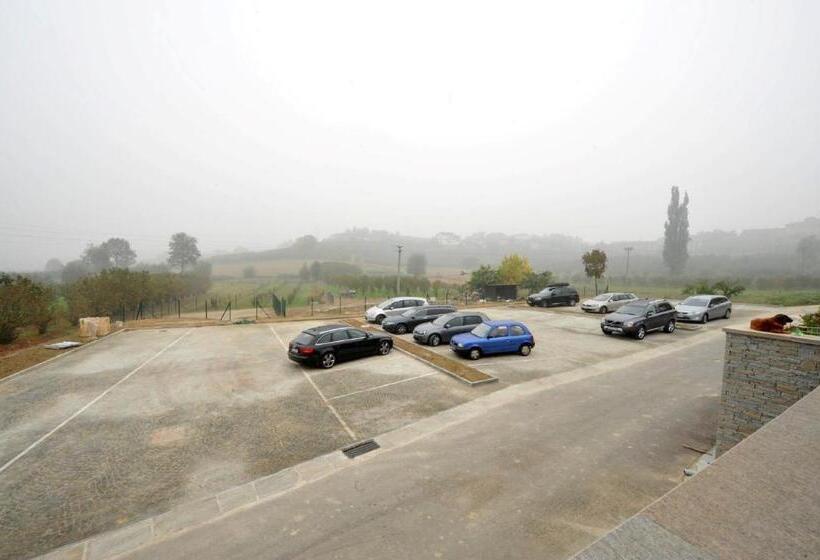 فندق Agriturismo Cascina Varìe