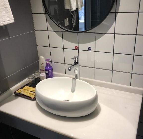 בית מלון כפרי Emeishan Jixiang