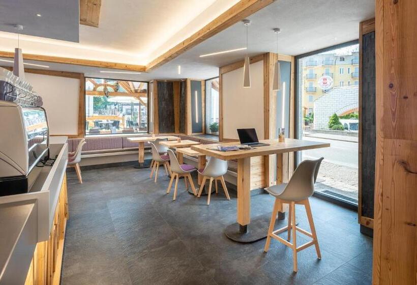 בית מלון כפרי Ghezzi