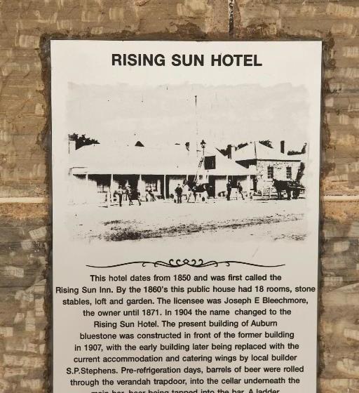 Отель The Rising Sun