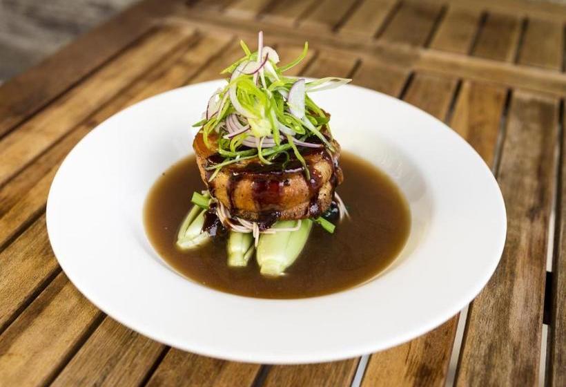 Отель The Rising Sun