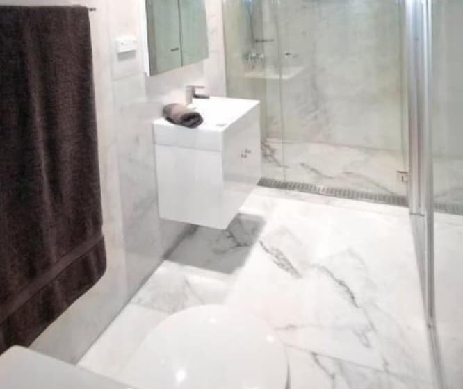 مُتل Roma Aussie Tourist Park