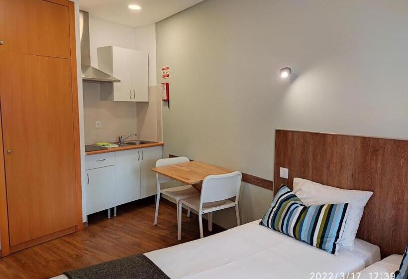 بنسيون Consolação Pedramar