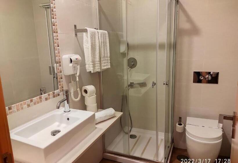 膳宿费 Consolação Pedramar