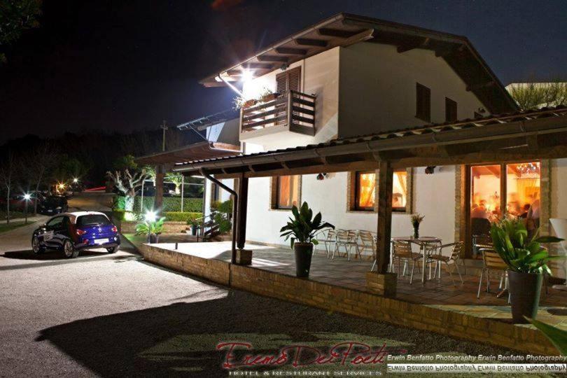 بنسيون Eremo Dei Poeti