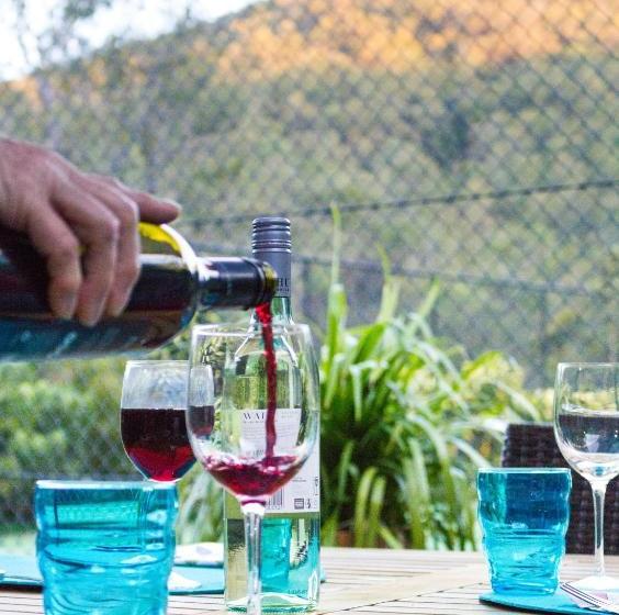 بنسيون Garasu Lodge