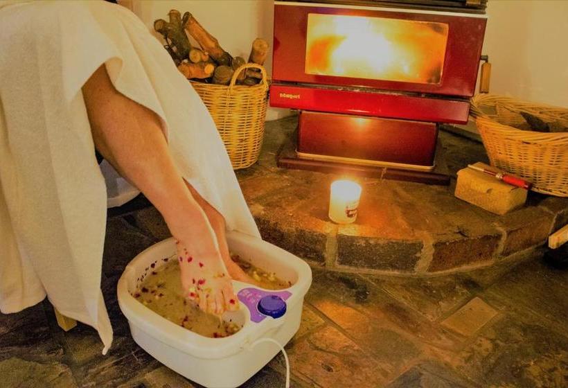 پانسیون Garasu Lodge