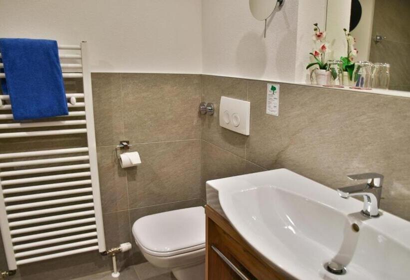 Пансион Gästehaus Am Kurpark