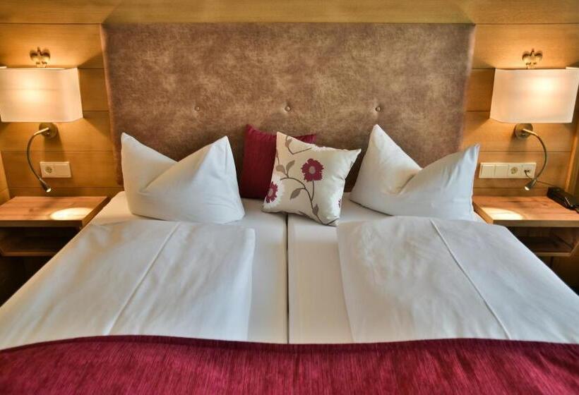 Пансион Gästehaus Am Kurpark