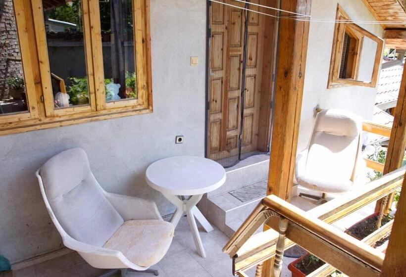 بنسيون Guest House Sokratovi