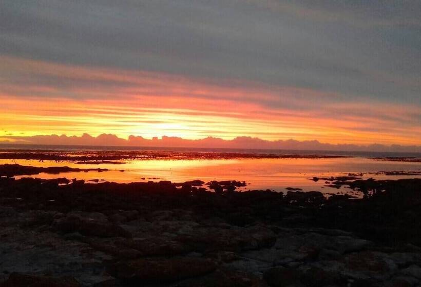 بنسيون Guinea Fowl House