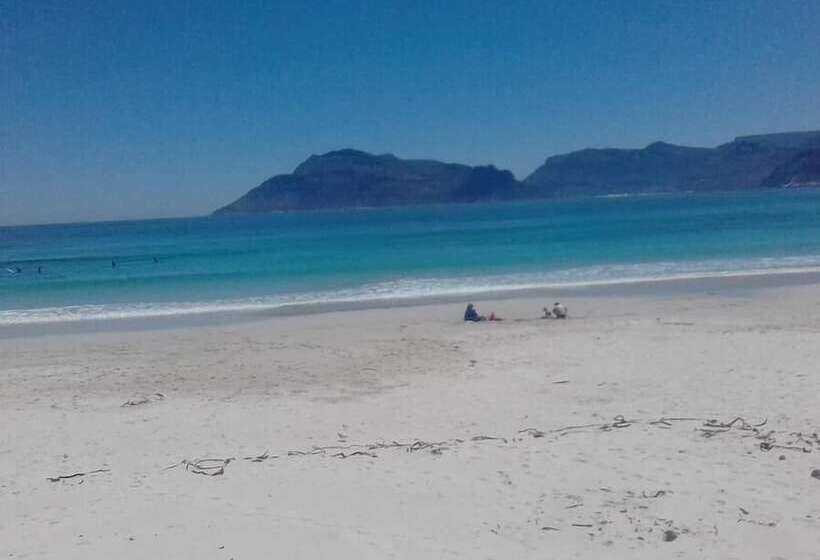 بنسيون Guinea Fowl House