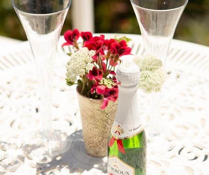 بنسيون Guinea Fowl House