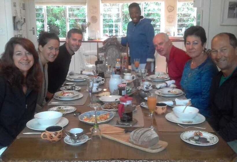 بنسيون Guinea Fowl House