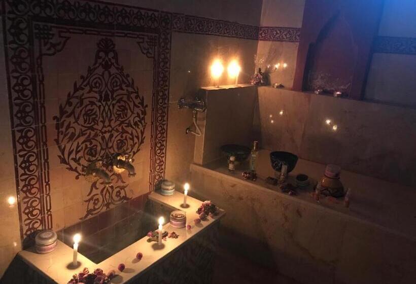 پانسیون Les Jardins De Ryad Bahia